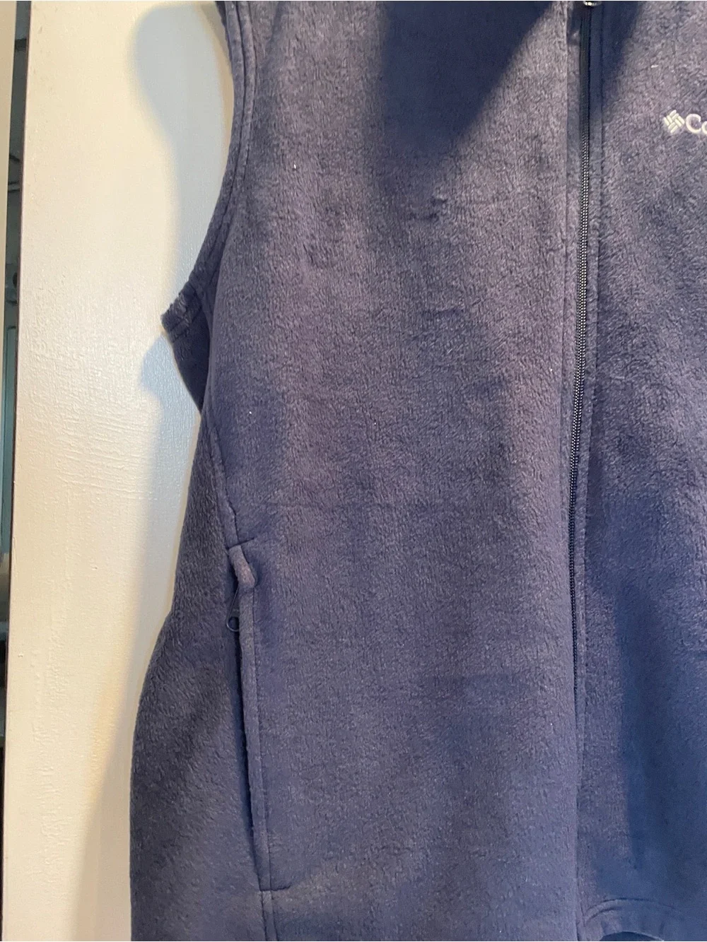 Columbia Dark Blue Sleeveless Fleece  Vest men’s size L